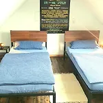 Frankes Sleep Apartment, 6 Einzelbetten Velbert