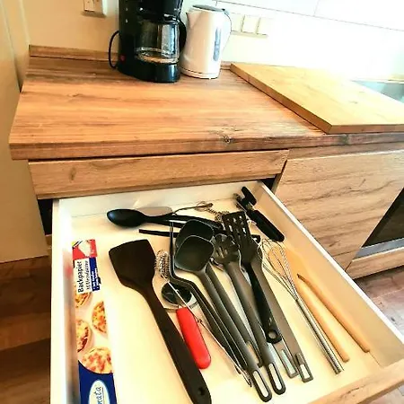 Frankes Sleep Apartment, 6 Einzelbetten