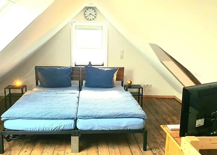 Frankes Sleep Apartment, 6 Einzelbetten *