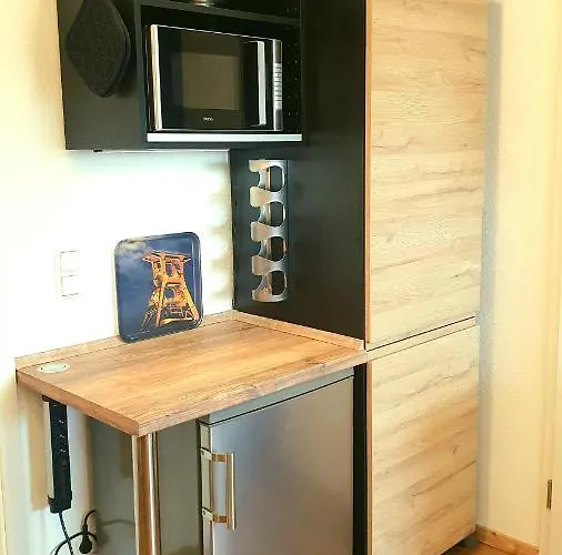 Frankes Sleep Apartment, 6 Einzelbetten * Velbert